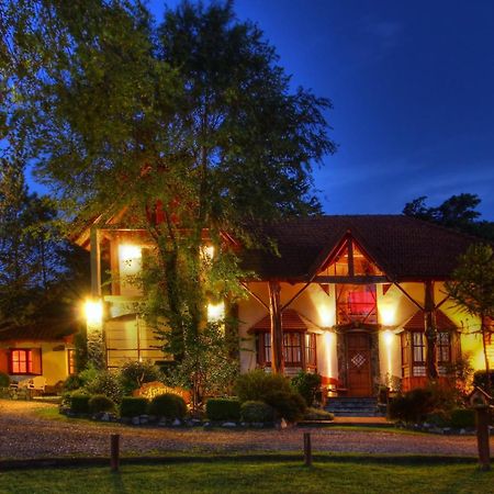 Blumenau Relax & Holidays Вила Генерал Белграно Екстериор снимка
